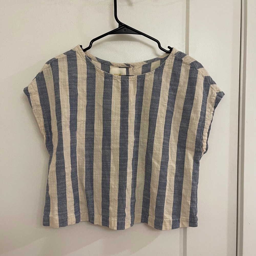Maeve Anthropologie Striped Beachy Blouse Cropped Chic Coastal